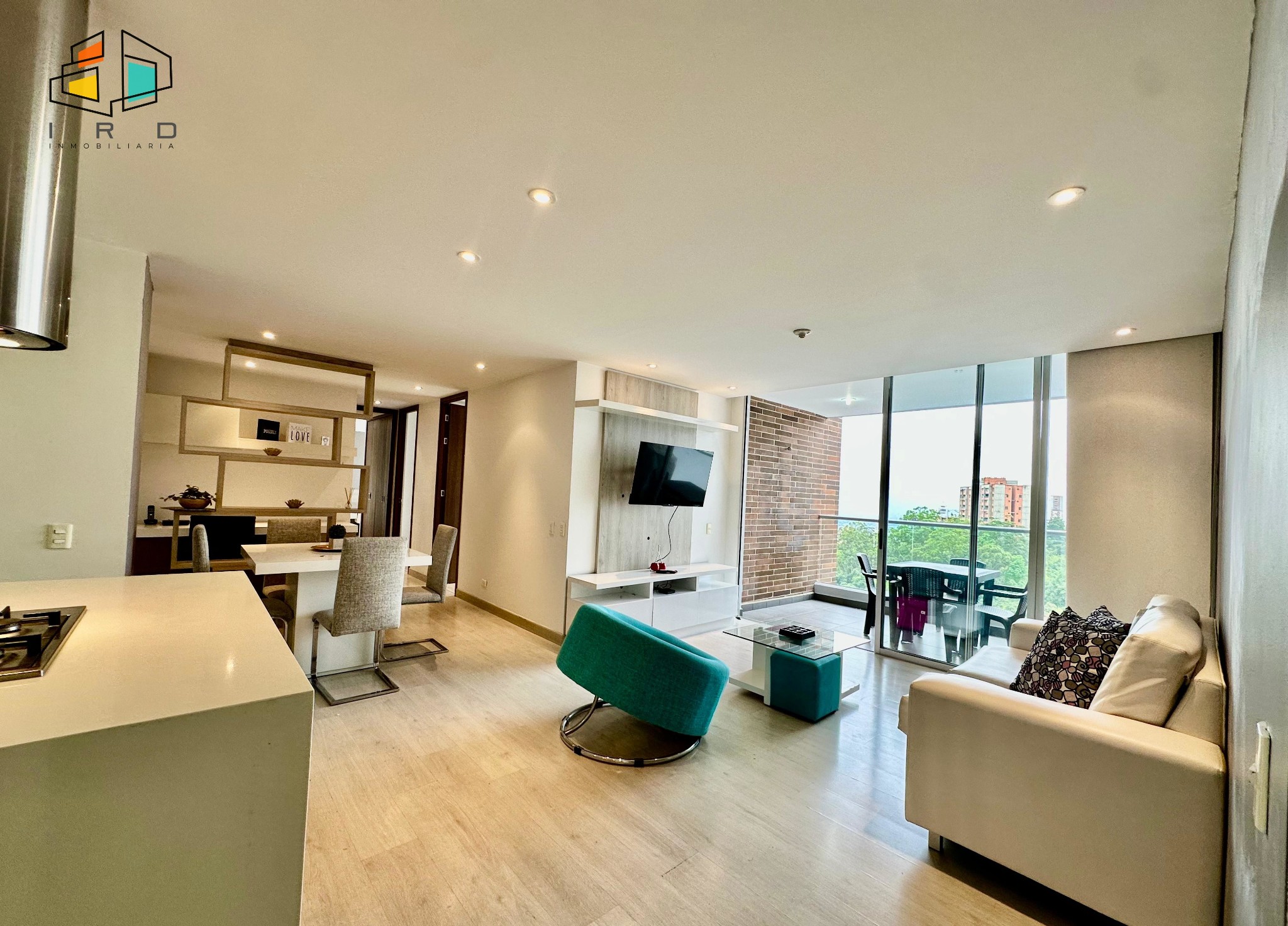 Apartamento en venta en Loma Benedictinos, Envigado · foto 2 de 24