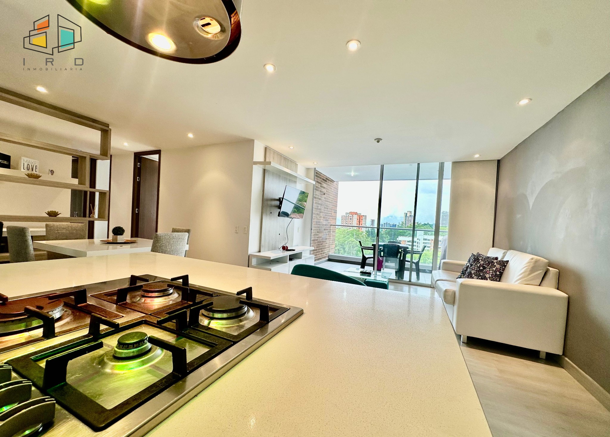 Apartamento en venta en Loma Benedictinos, Envigado · foto 4 de 24