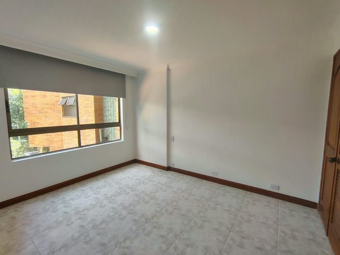 Apartamento de 3 alcobas en arriendo en El Poblado, Medellín, 177 m² · foto 6 de 17