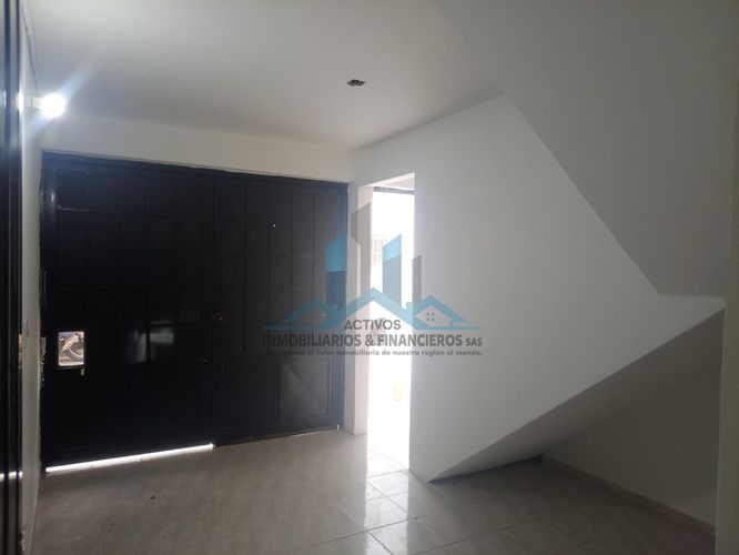 Casa de 3 alcobas en arriendo en Ub. Villa Nueva, Girardot, 98 m² · foto 4 de 12