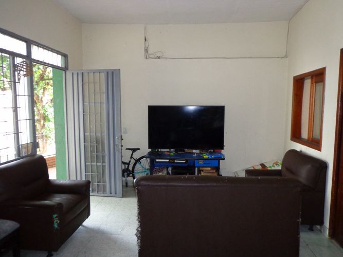 Casa de 10 alcobas en venta en Batallón, Bucaramanga, 213 m² · foto 2 de 20