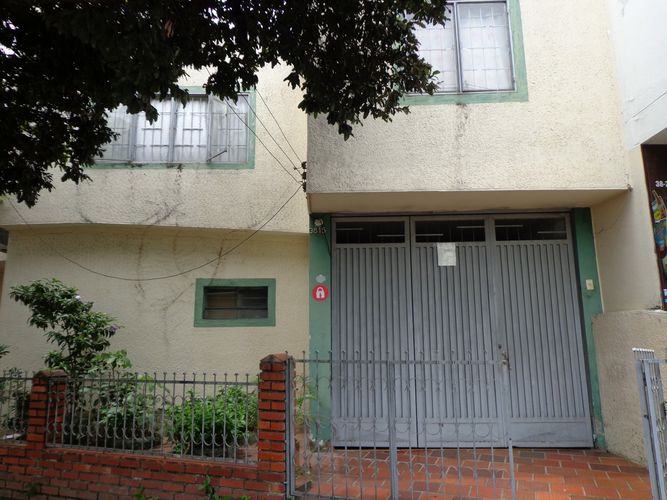 Casa de 10 alcobas en venta en Batallón, Bucaramanga, 213 m² · foto 7 de 20