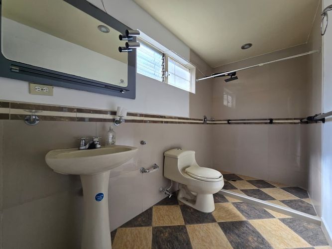 Oficina en arriendo en Belén, Medellín, 200 m² · foto 15 de 18
