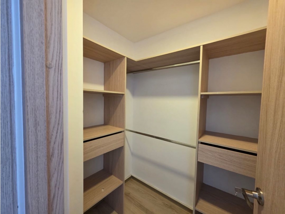 Apartaestudio en arriendo en Alejandria, Medellín · foto 2 de 14