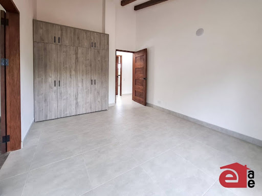 Casa en arriendo en El Carmen de Viboral · foto 11 de 24