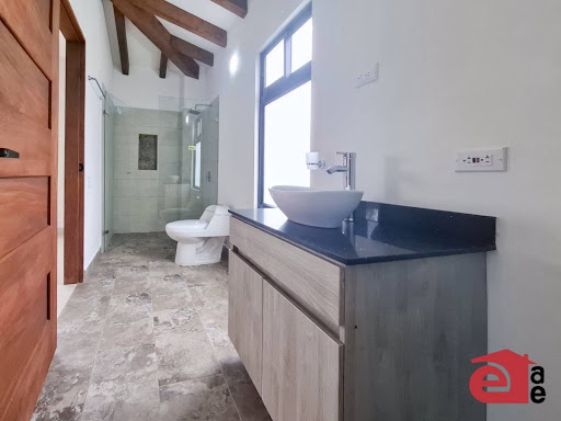 Casa en arriendo en El Carmen de Viboral · foto 16 de 24