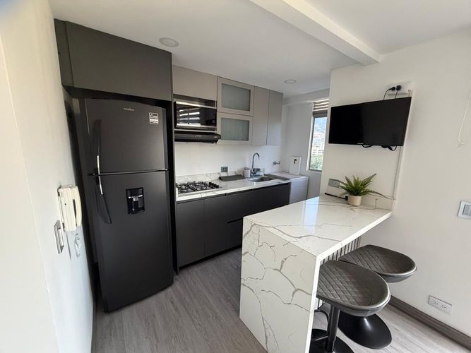 Apartaestudio en venta en Laureles, Medellín, 39 m² · foto 3 de 9