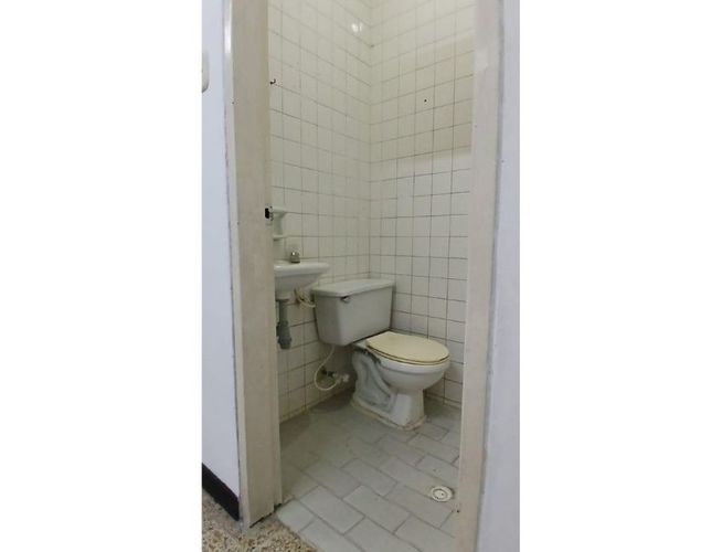 Local en arriendo en Sotomayor, Bucaramanga, 25 m² · foto 4 de 10