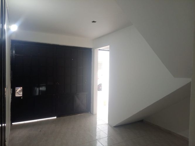 Casa de 3 alcobas en arriendo en Ub. Villa Nueva, Girardot, 98 m² · foto 3 de 12