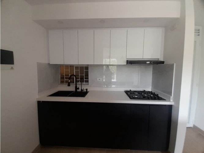 Apartamento de 2 alcobas en venta en Aqualina, Girardot, 55 m² · foto 10 de 24