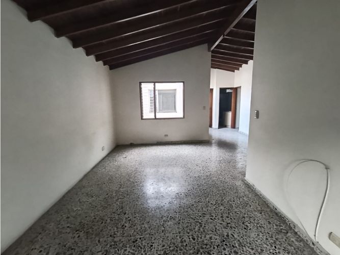 Casa de 3 alcobas en venta en La Almeria, Medellín, 121 m² · foto 9 de 18