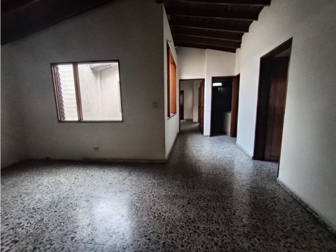 Casa de 3 alcobas en venta en La Almeria, Medellín, 121 m² · foto 11 de 18
