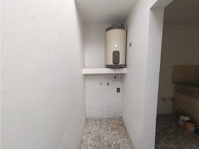Casa de 3 alcobas en venta en La Almeria, Medellín, 121 m² · foto 14 de 18