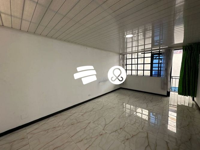Casa de 5 alcobas en venta en Sosiego, Bogotá, 212 m² · foto 11 de 12
