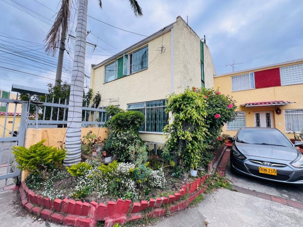 Casa en Venta en Villa mayor oriental, Bogotá