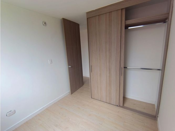Apartamento de 3 alcobas en venta en La Prosperidad, Madrid, 55 m² · foto 12 de 24