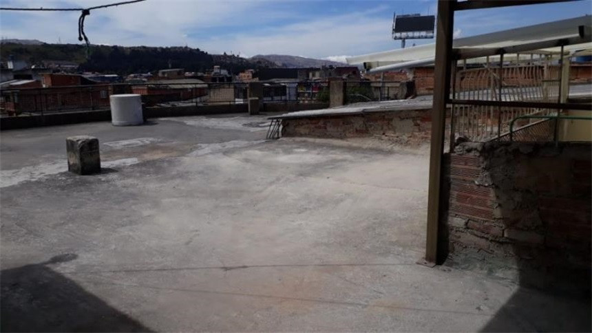 Casa en venta en Veinte De Julio, Bogotá · foto 15 de 17