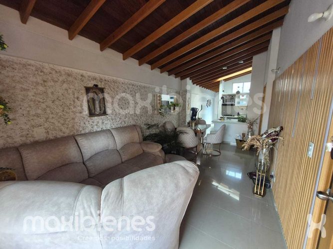 Apartamento de 3 alcobas en venta en Florida Nueva, Medellín, 85 m² · foto 2 de 11