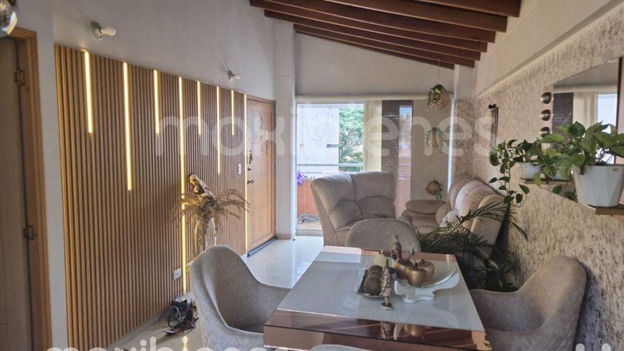 Apartamento de 3 alcobas en venta en Florida Nueva, Medellín, 85 m² · foto 5 de 11