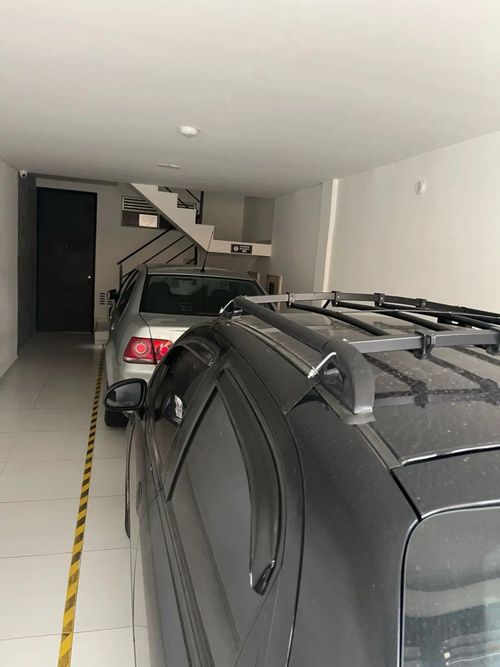 Apartamento de 3 alcobas en venta en San Antonio, Bogotá, 83 m² · foto 2 de 24