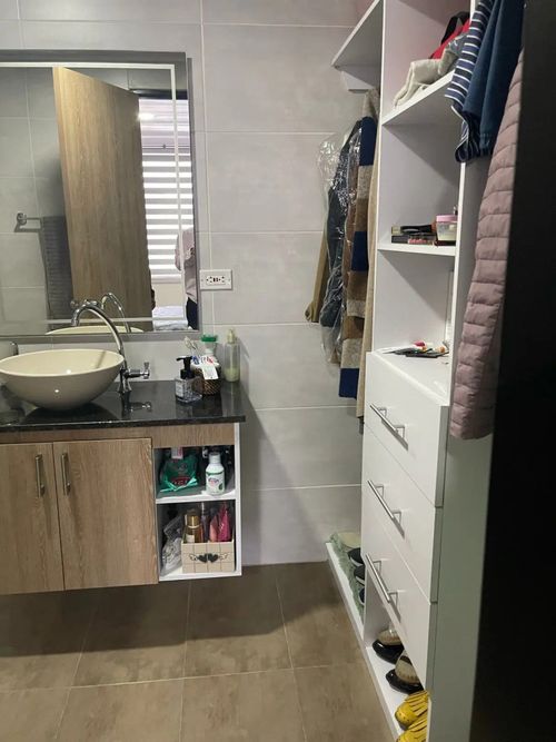 Apartamento de 3 alcobas en venta en San Antonio, Bogotá, 83 m² · foto 15 de 24