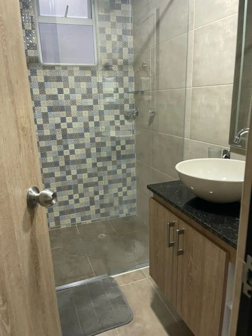 Apartamento de 3 alcobas en venta en San Antonio, Bogotá, 83 m² · foto 16 de 24