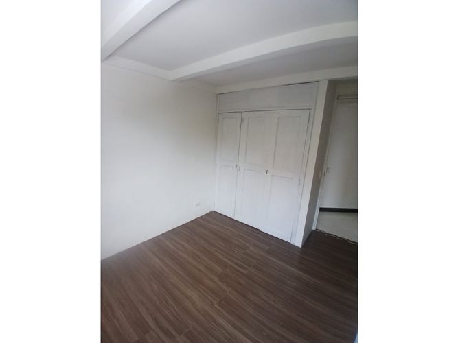 Apartamento de 3 alcobas en venta en Entreamigos, Sabaneta, 60 m² · foto 8 de 15