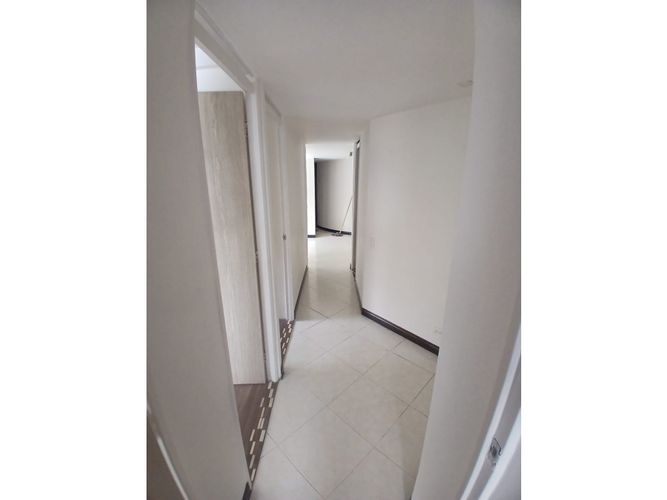 Apartamento de 3 alcobas en venta en Entreamigos, Sabaneta, 60 m² · foto 10 de 15