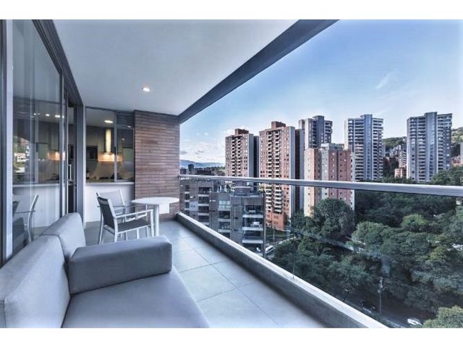 Apartamento en arriendo en Provenza, Medellín · foto 3 de 15