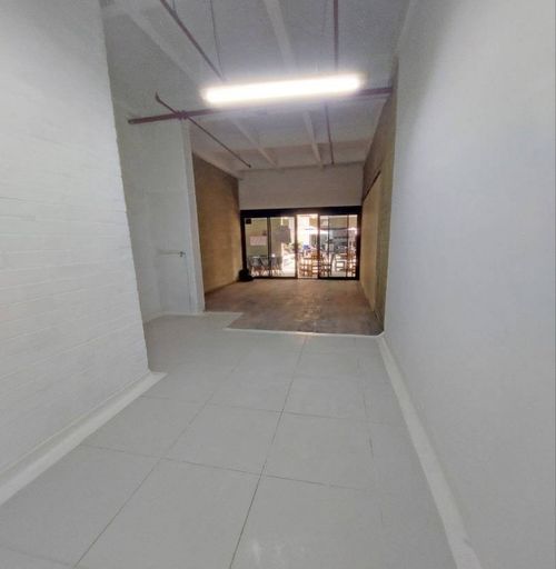 Local en arriendo en Cristo Rey, Medellín, 40 m² · foto 3 de 6
