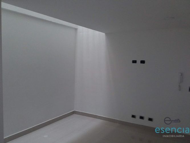 Local en arriendo en Zona Centro, Envigado, 30 m² · foto 2 de 7