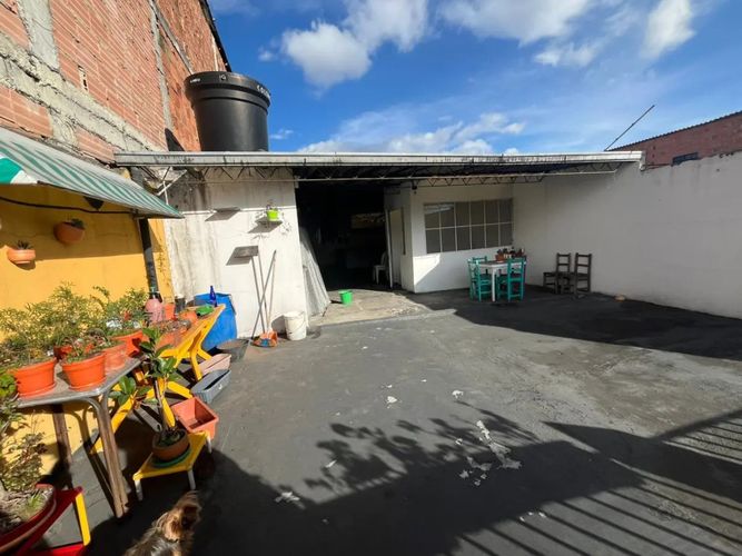Casa de 4 alcobas en venta en Bosque Popular, Bogotá, 262 m² · foto 14 de 15