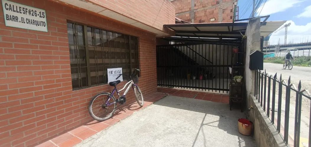 Casa de 5 alcobas en venta en La Prosperidad, Madrid, 211 m² · foto 2 de 18