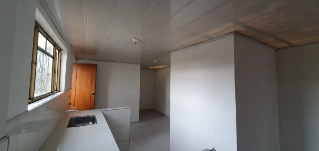 Casa de 5 alcobas en venta en La Prosperidad, Madrid, 211 m² · foto 3 de 18