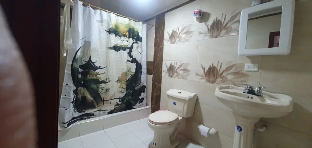 Casa de 5 alcobas en venta en La Prosperidad, Madrid, 211 m² · foto 5 de 18