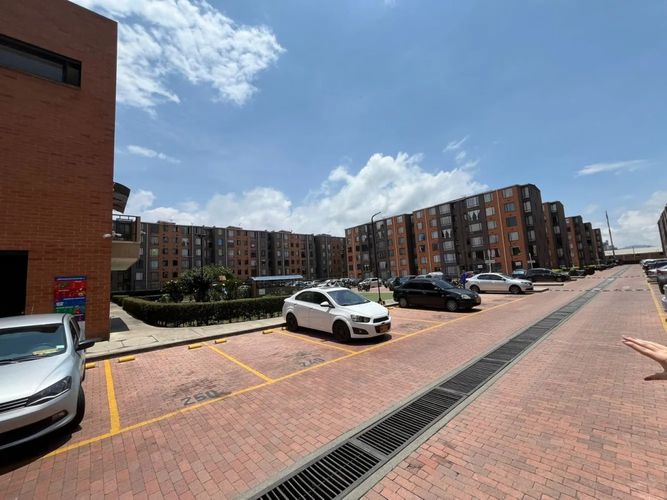 Apartamento en venta en Praderas De Mosquera, Mosquera · foto 7 de 23