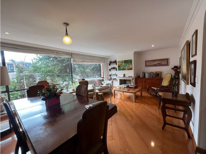 Apartamento de 2 alcobas en venta en Rincon Del Chico, Bogotá, 120 m² · foto 2 de 21