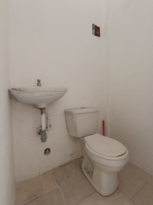 Local en arriendo en El Llano, Cúcuta, 27 m² · foto 3 de 3