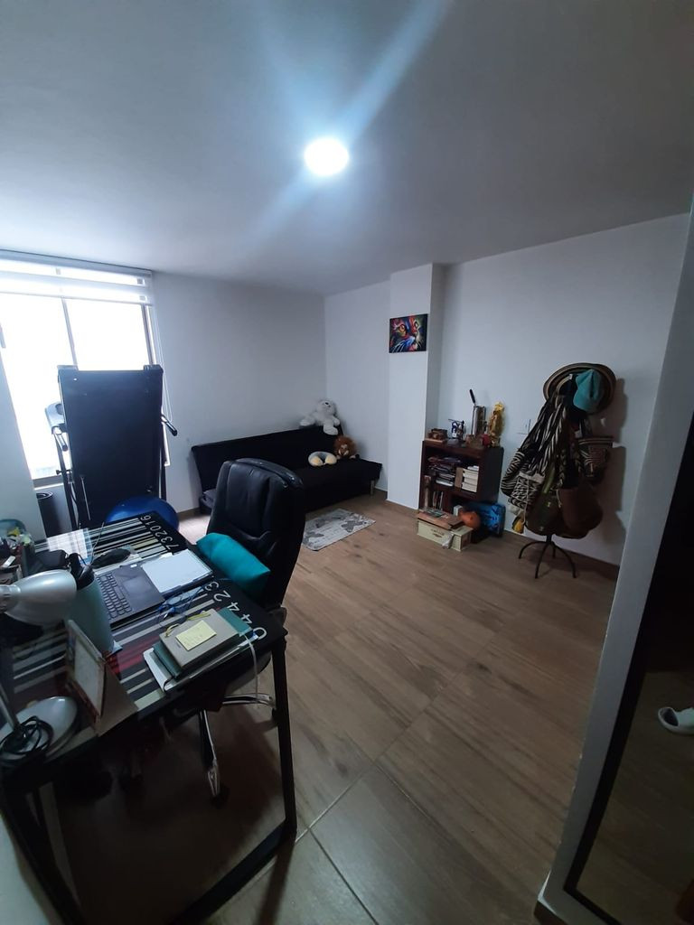 Apartamento en venta en Bosques Del Marques, Bogotá · foto 5 de 11