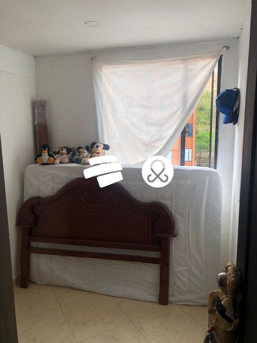 Apartamento de 3 alcobas en venta en La Gloria, Bogotá, 44 m² · foto 4 de 8