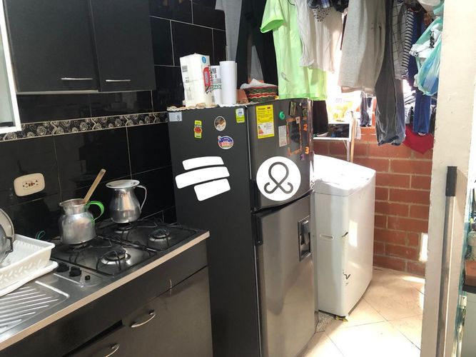 Apartamento de 3 alcobas en venta en La Gloria, Bogotá, 44 m² · foto 8 de 8