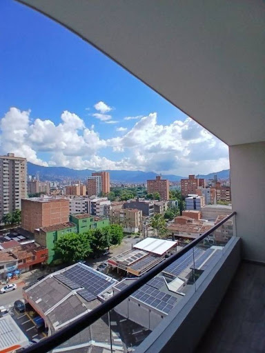 Apartamento en venta en Los Colores, Medellín · foto 2 de 14