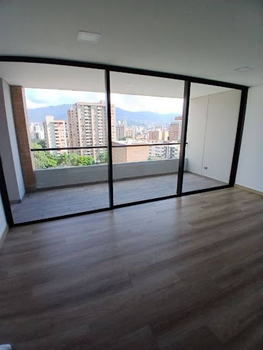Apartamento en venta en Los Colores, Medellín · foto 3 de 14