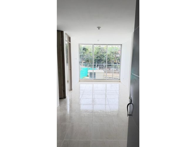 Apartamento de 3 alcobas en venta en Picaleña Y Mirolindo, Ibagué, 54 m² · foto 3 de 24