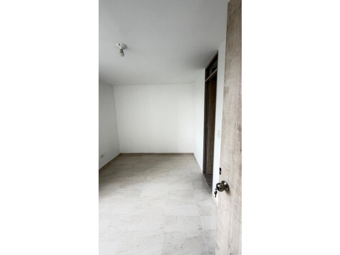 Apartamento de 3 alcobas en venta en Picaleña Y Mirolindo, Ibagué, 54 m² · foto 7 de 24