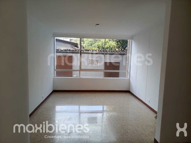 Apartamento de 5 alcobas en venta en San Lucas, Medellín, 110 m² · foto 3 de 23