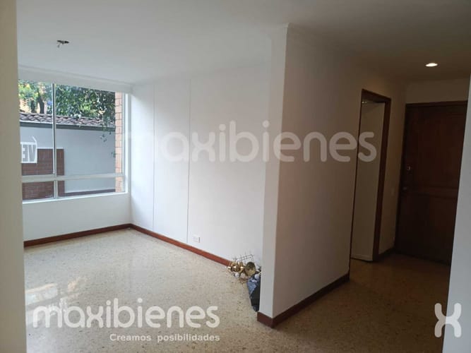 Apartamento de 5 alcobas en venta en San Lucas, Medellín, 110 m² · foto 4 de 23