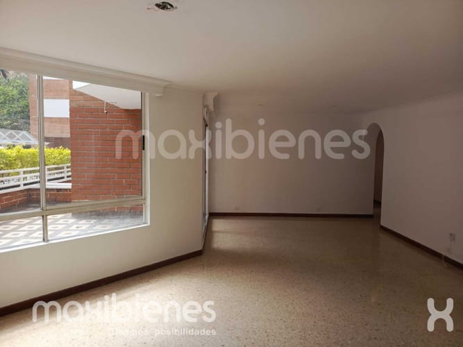 Apartamento de 5 alcobas en venta en San Lucas, Medellín, 110 m² · foto 6 de 23