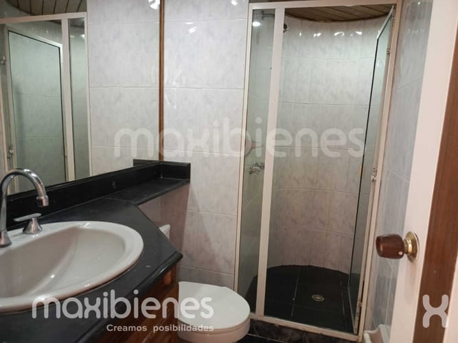 Apartamento de 5 alcobas en venta en San Lucas, Medellín, 110 m² · foto 15 de 23