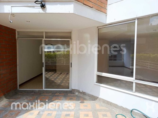Apartamento de 5 alcobas en venta en San Lucas, Medellín, 110 m² · foto 19 de 23
